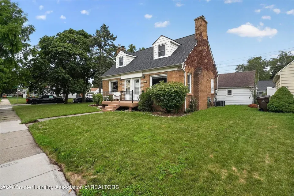 2 Bed 2 Bath Multi-Unit Residential Property in Lansing, MI - 4