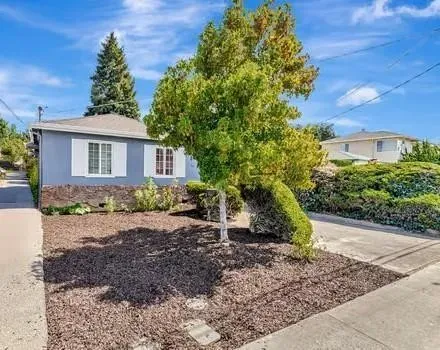 2 Bed 2 Bath Multi-Unit Residential Property in San Jose, CA
