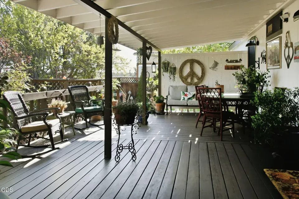 2 Bed 2 Bath Traditional Suburban Family Home in Bend, OR