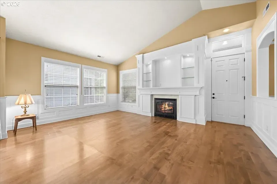 2 Bed 2 Bath Traditional Suburban Family Home in Hillsboro, OR - 5