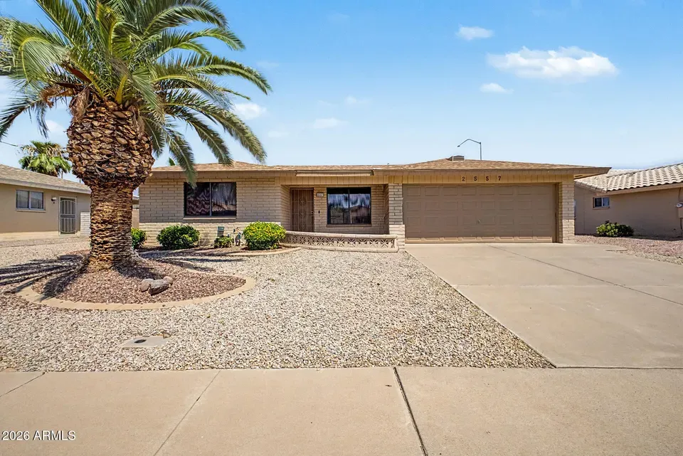 2 Bed 2 Bath Traditional Suburban Family Home in Mesa, AZ - 2