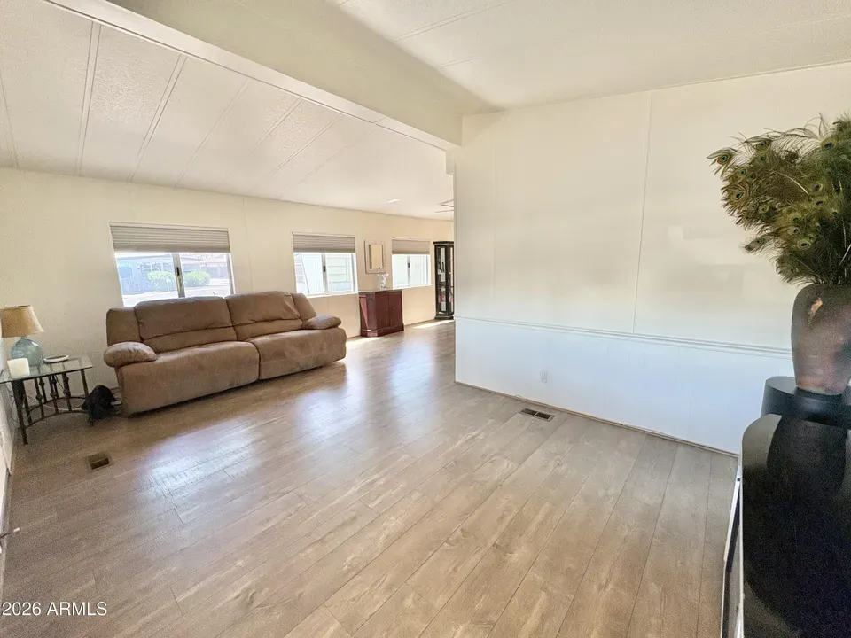 2 Bed 2 Bath Traditional Suburban Family Home in Scottsdale, AZ - 4