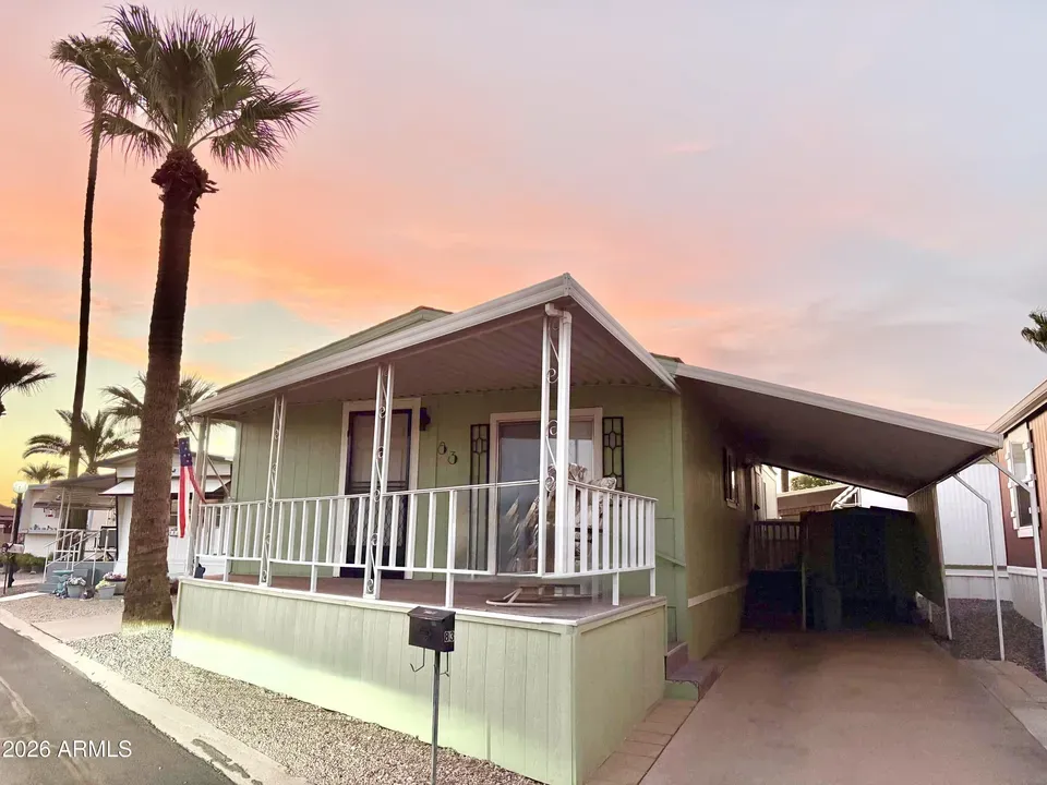 2 Bed 2 Bath Traditional Suburban Family Home in Scottsdale, AZ - 5
