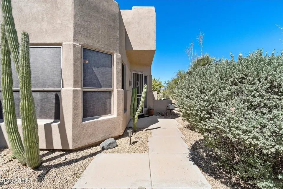 2 Bed 2 Bath Traditional Suburban Family Home in Scottsdale, AZ - 5