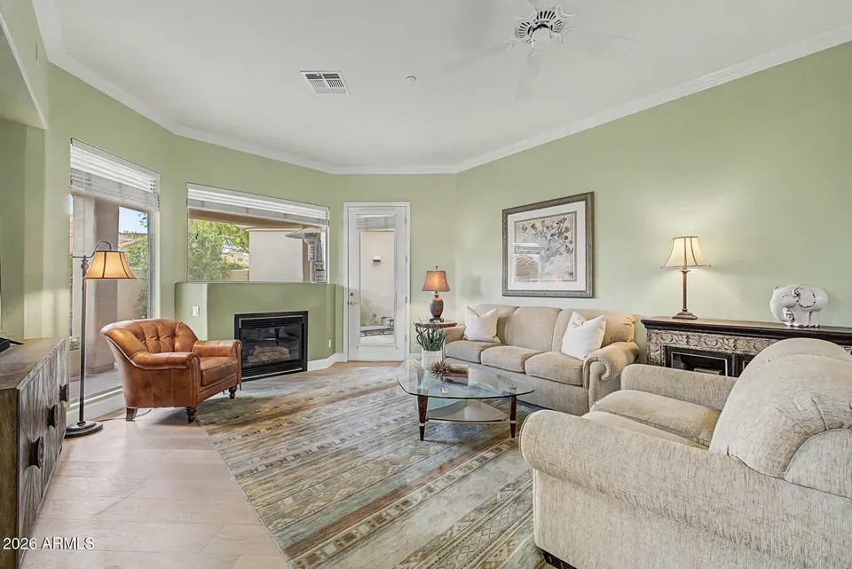 2 Bed 2 Bath Traditional Suburban Family Home in Scottsdale, AZ - 5