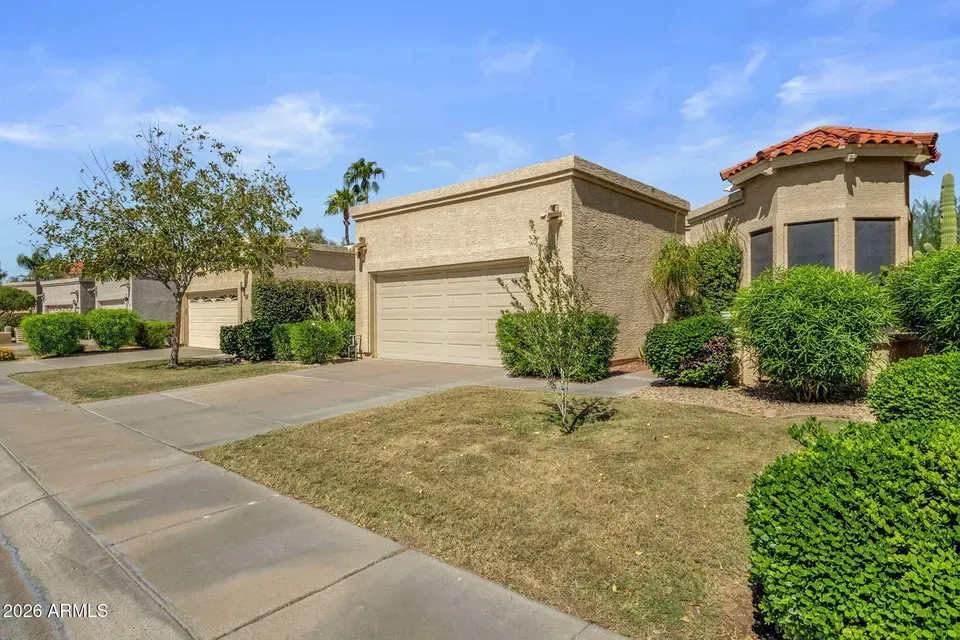 2 Bed 2 Bath Traditional Suburban Family Home in Scottsdale, AZ - 1