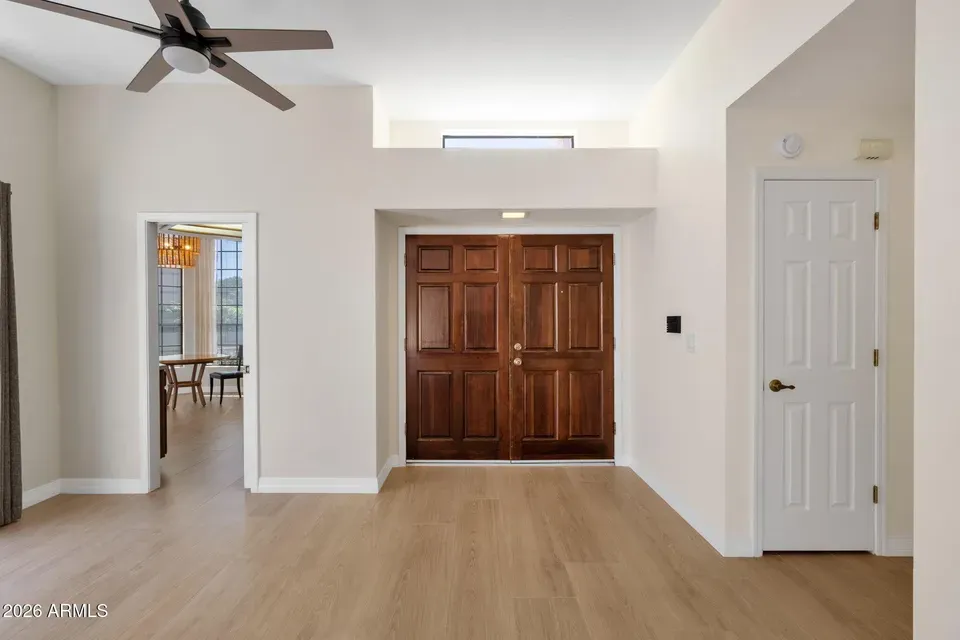 2 Bed 2 Bath Traditional Suburban Family Home in Scottsdale, AZ - 5