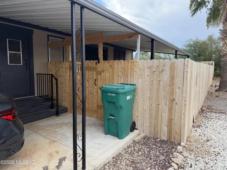 2 Bed 2 Bath Traditional Suburban Family Home in Tucson, AZ - 4