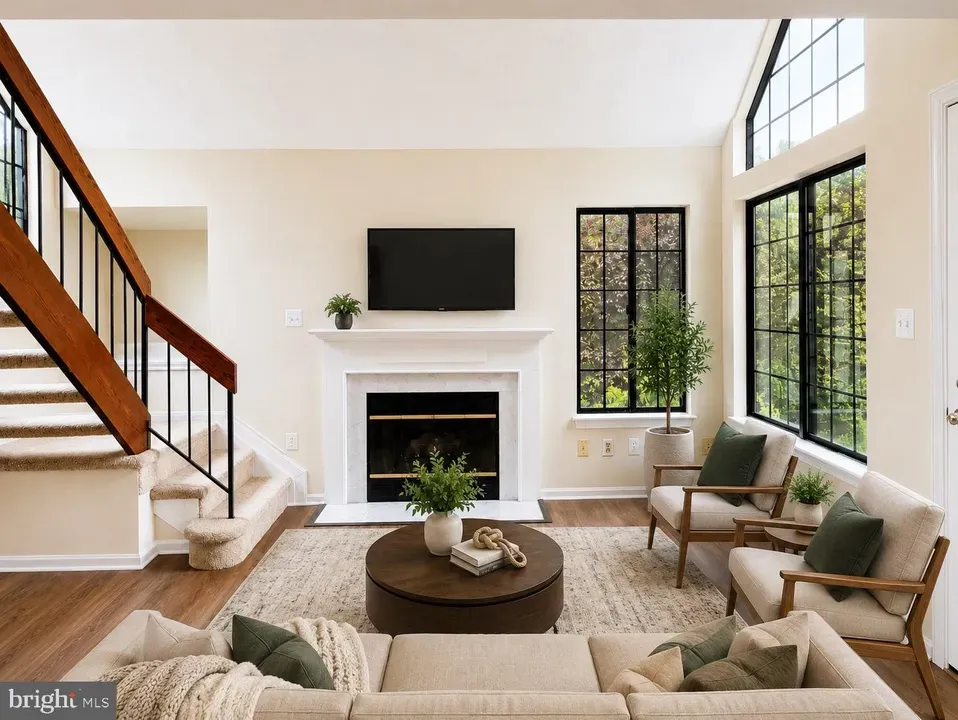 2 Bed 2 Bath Urban Residential Condo in Alexandria, VA