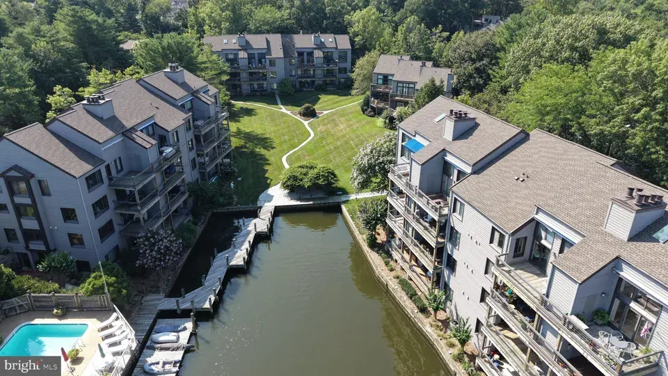 2 Bed 2 Bath Urban Residential Condo in Annapolis, MD