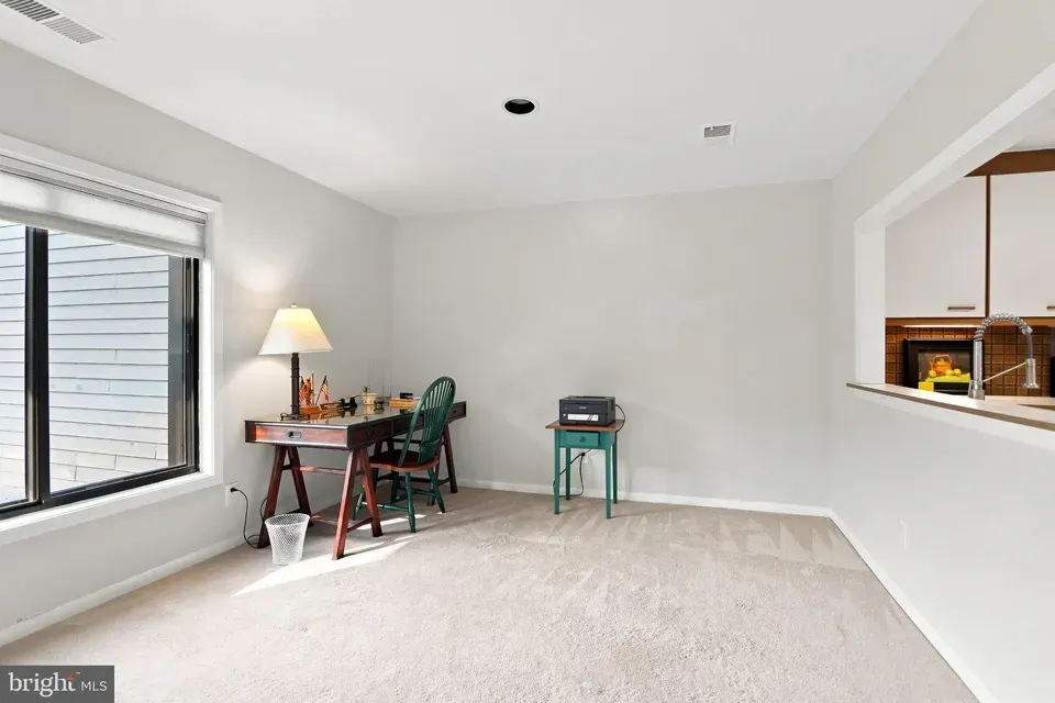 2 Bed 2 Bath Urban Residential Condo in Annapolis, MD - 5