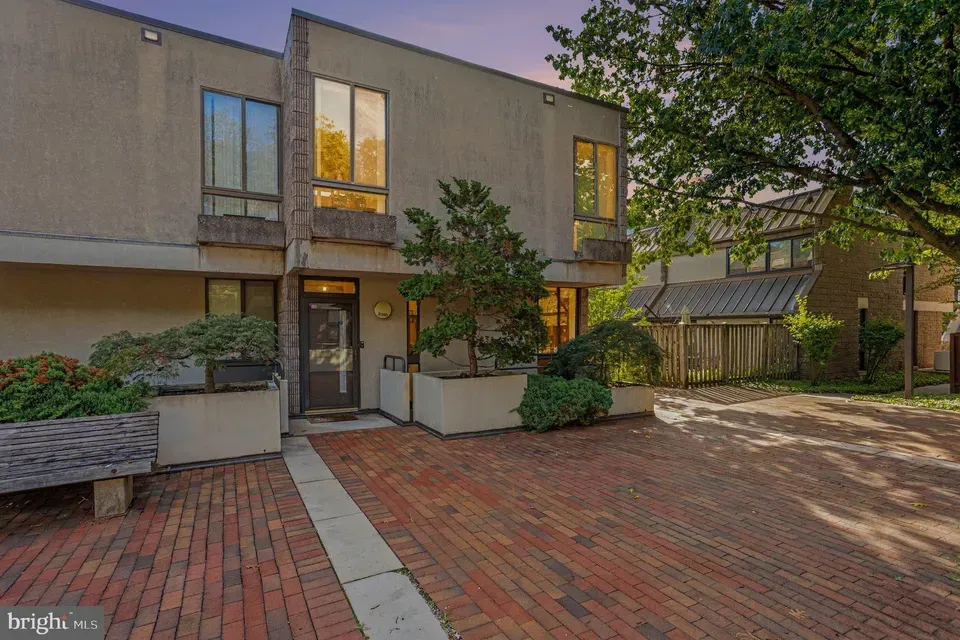 2 Bed 2 Bath Urban Residential Condo in Baltimore, MD