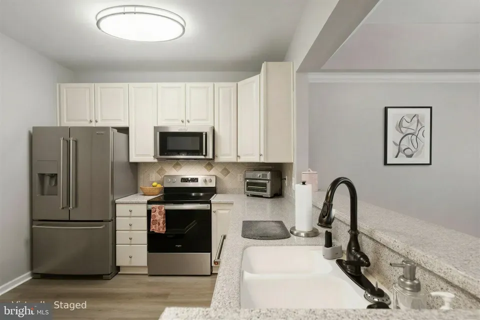 2 Bed 2 Bath Urban Residential Condo in Baltimore, MD - 3