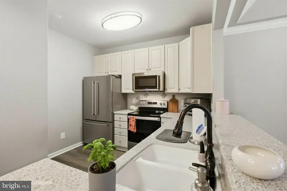 2 Bed 2 Bath Urban Residential Condo in Baltimore, MD - 4