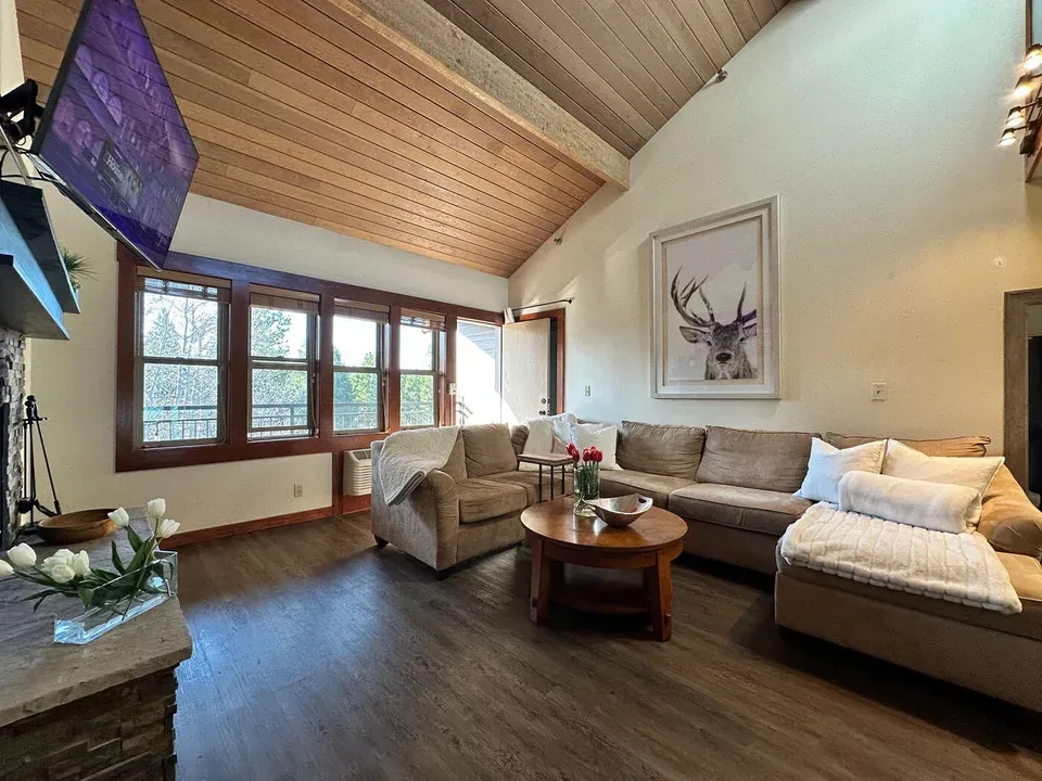 2 Bed 2 Bath Urban Residential Condo in Bend, OR - 1