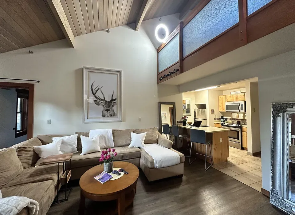 2 Bed 2 Bath Urban Residential Condo in Bend, OR - 4
