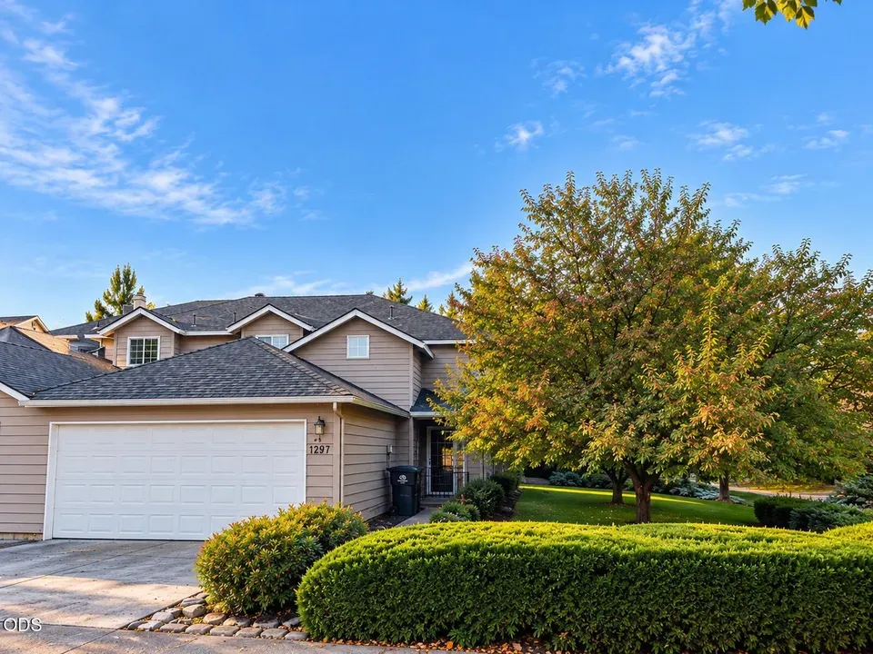 2 Bed 2 Bath Urban Residential Condo in Bend, OR