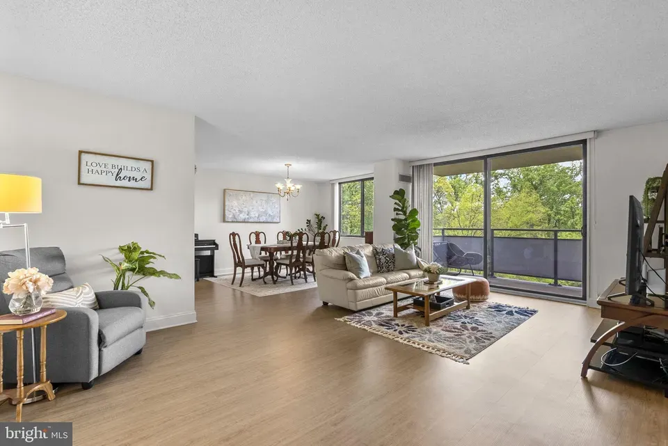 2 Bed 2 Bath Urban Residential Condo in Bethesda, MD - 4