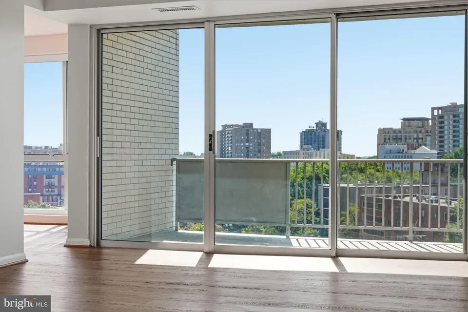2 Bed 2 Bath Urban Residential Condo in Bethesda, MD - 4
