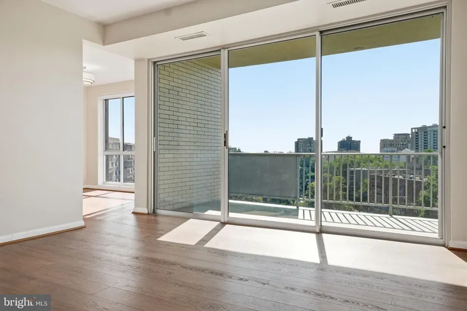 2 Bed 2 Bath Urban Residential Condo in Bethesda, MD - 5
