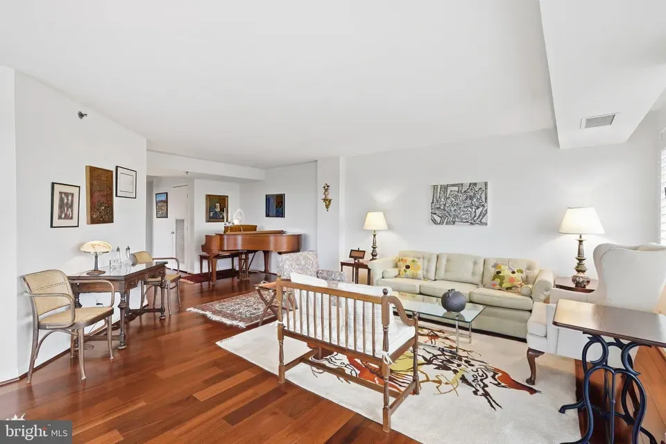 2 Bed 2 Bath Urban Residential Condo in Bethesda, MD - 3