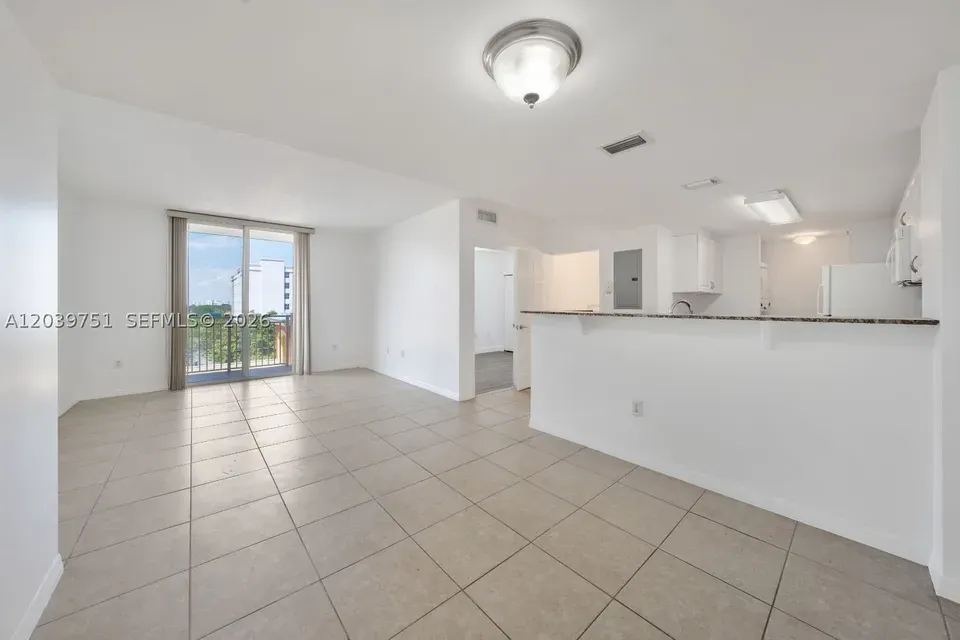 2 Bed 2 Bath Urban Residential Condo in Coral Gables, FL - 2