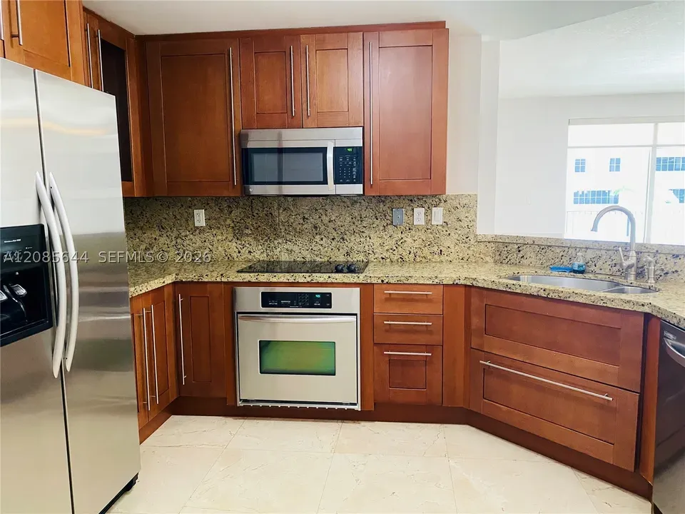 2 Bed 2 Bath Urban Residential Condo in Coral Gables, FL - 5