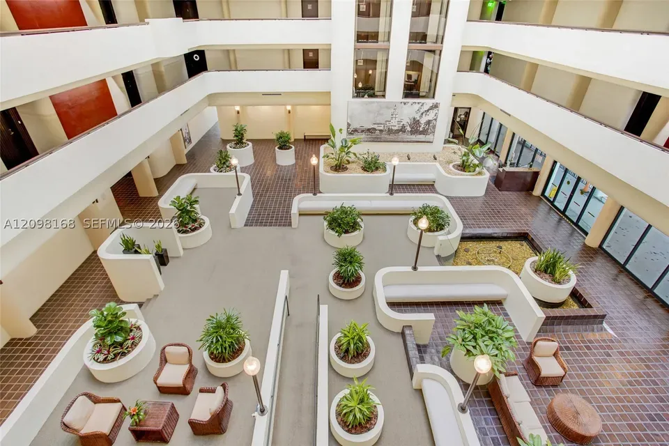 2 Bed 2 Bath Urban Residential Condo in Coral Gables, FL