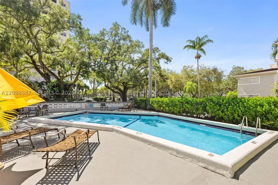 2 Bed 2 Bath Urban Residential Condo in Coral Gables, FL - 2