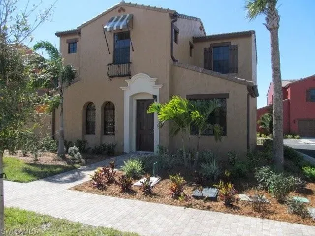 2 Bed 2 Bath Urban Residential Condo in Fort Myers, FL