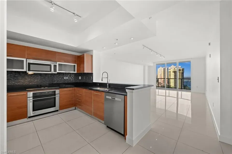2 Bed 2 Bath Urban Residential Condo in Fort Myers, FL - 3