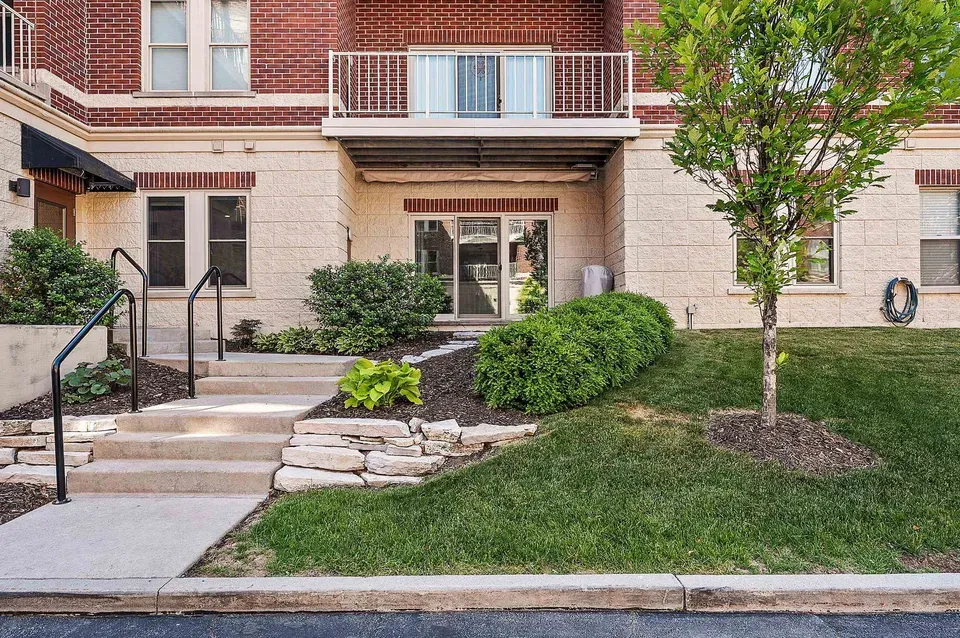 2 Bed 2 Bath Urban Residential Condo in Green Bay, WI - 1