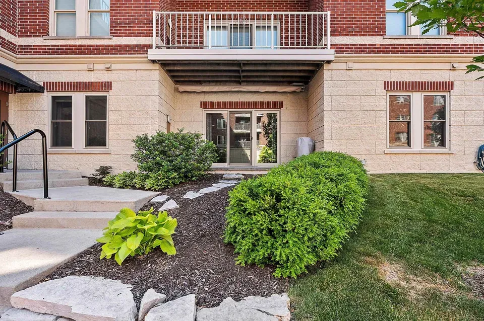 2 Bed 2 Bath Urban Residential Condo in Green Bay, WI - 2