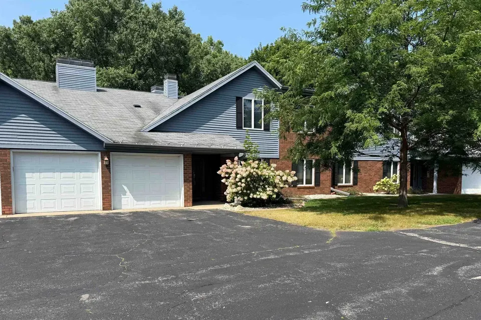 2 Bed 2 Bath Urban Residential Condo in Green Bay, WI