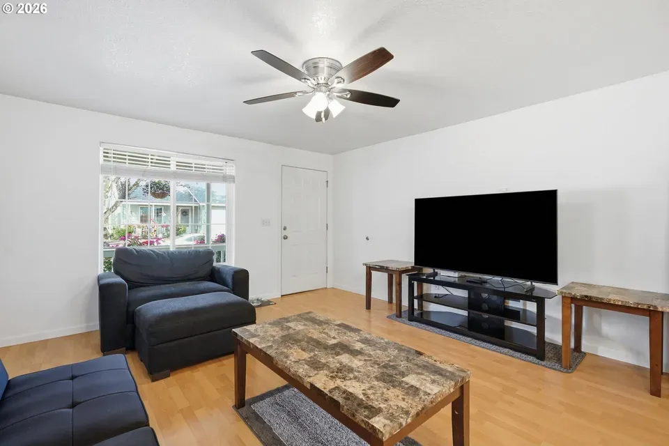 2 Bed 2 Bath Urban Residential Condo in Hillsboro, OR - 3