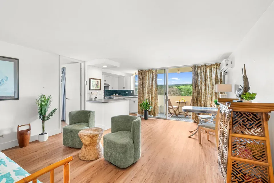 2 Bed 2 Bath Urban Residential Condo in Hilo, HI