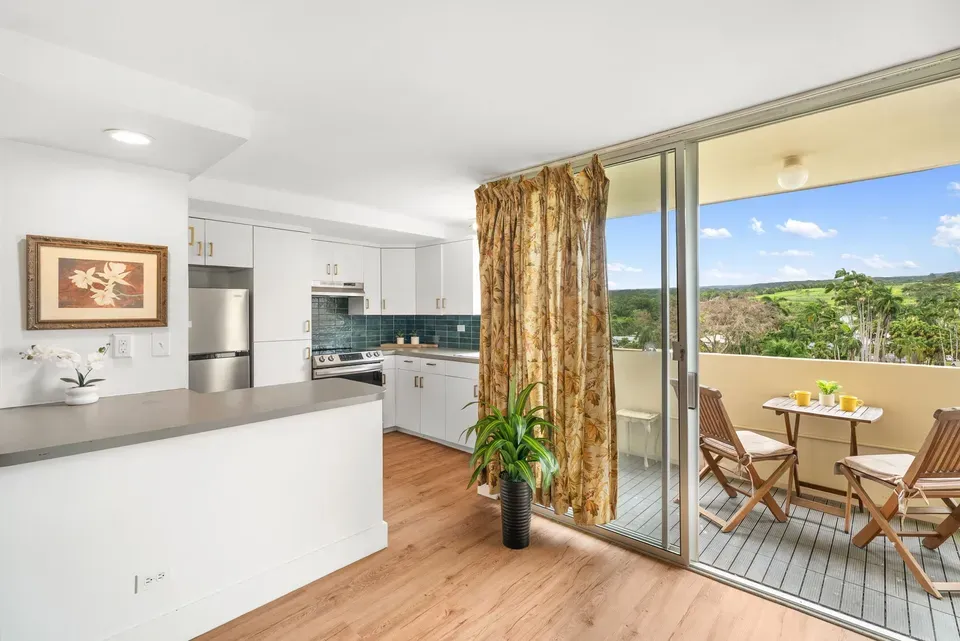 2 Bed 2 Bath Urban Residential Condo in Hilo, HI - 3