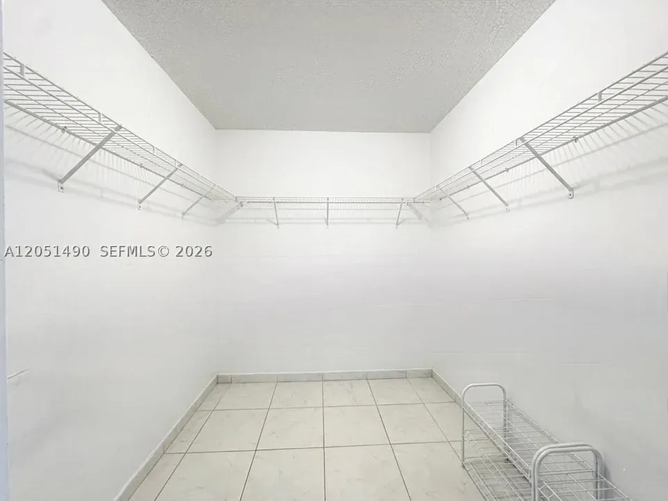 2 Bed 2 Bath Urban Residential Condo in Hollywood, FL - 5