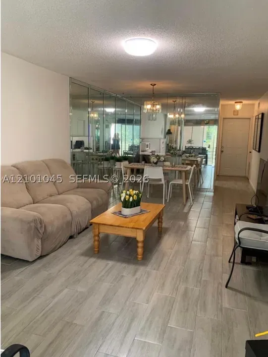 2 Bed 2 Bath Urban Residential Condo in Hollywood, FL - 2