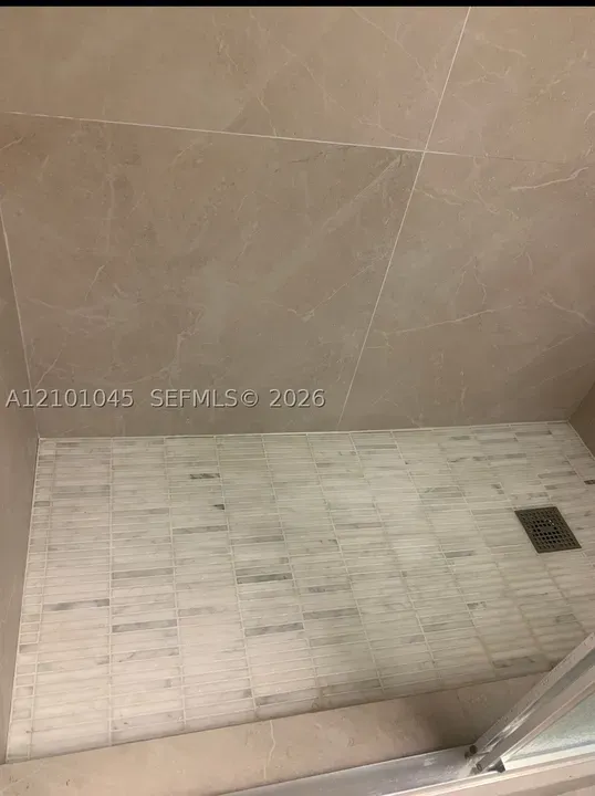 2 Bed 2 Bath Urban Residential Condo in Hollywood, FL - 5