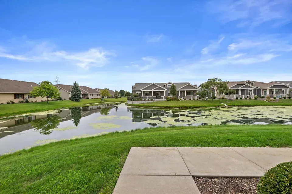 2 Bed 2 Bath Urban Residential Condo in Kenosha, WI - 3