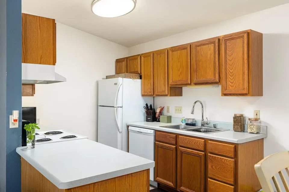 2 Bed 2 Bath Urban Residential Condo in Kenosha, WI - 3