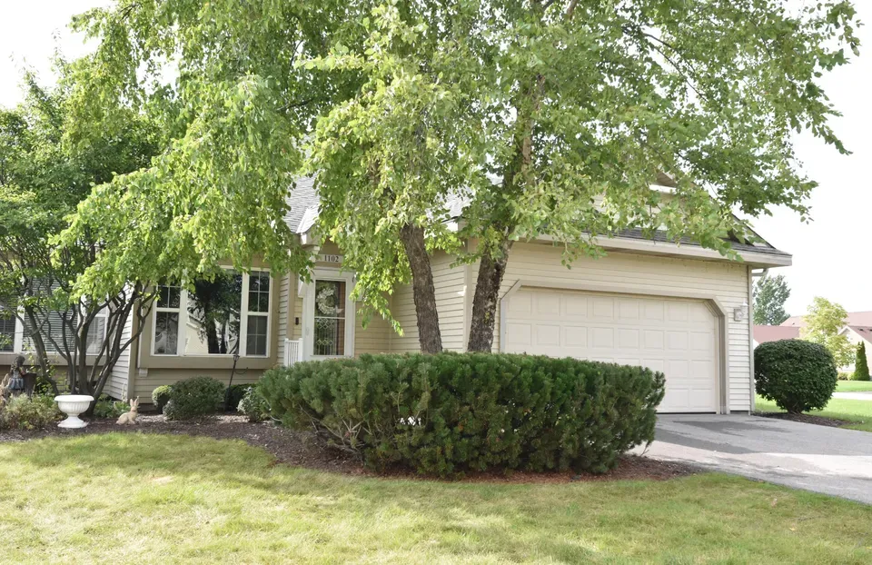 2 Bed 2 Bath Urban Residential Condo in Kenosha, WI - 2