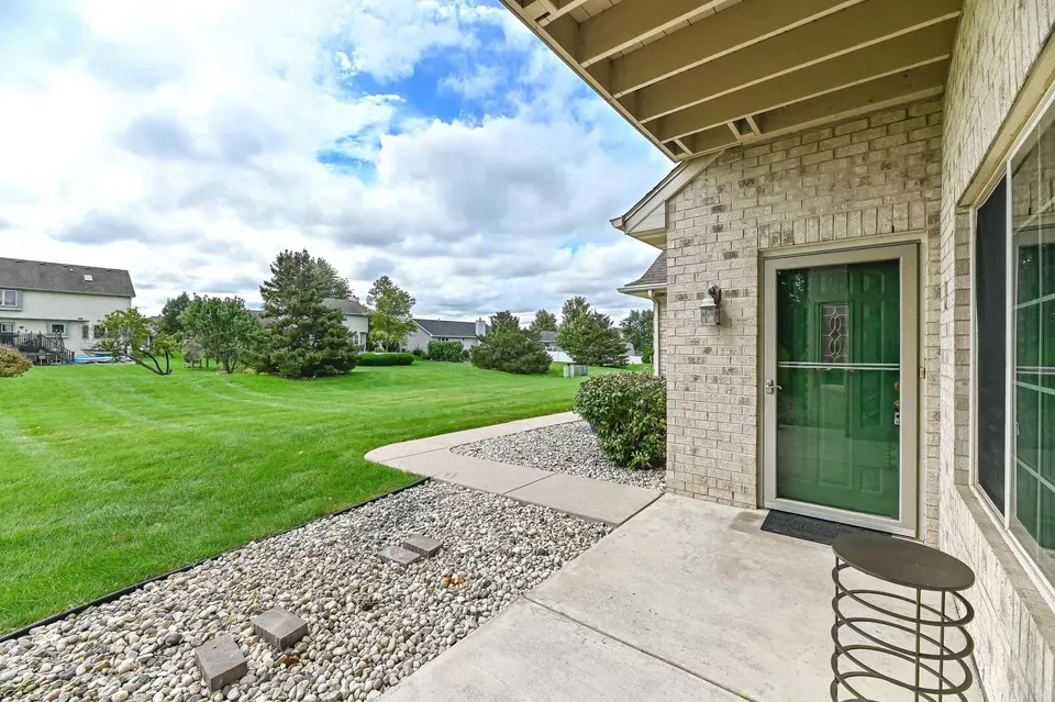 2 Bed 2 Bath Urban Residential Condo in Kenosha, WI - 3
