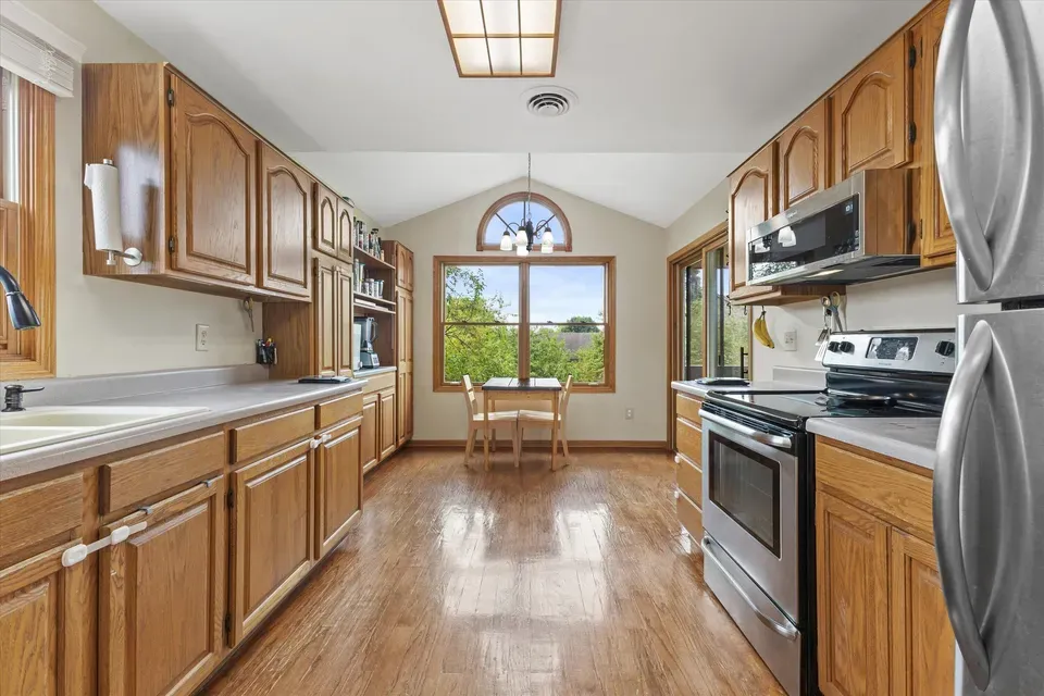 2 Bed 2 Bath Urban Residential Condo in Kenosha, WI - 5