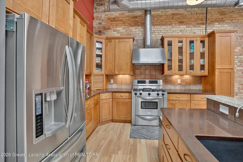 2 Bed 2 Bath Urban Residential Condo in Lansing, MI - 5