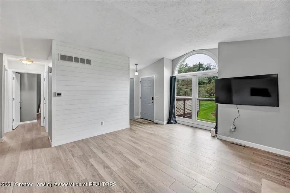 2 Bed 2 Bath Urban Residential Condo in Lansing, MI - 3