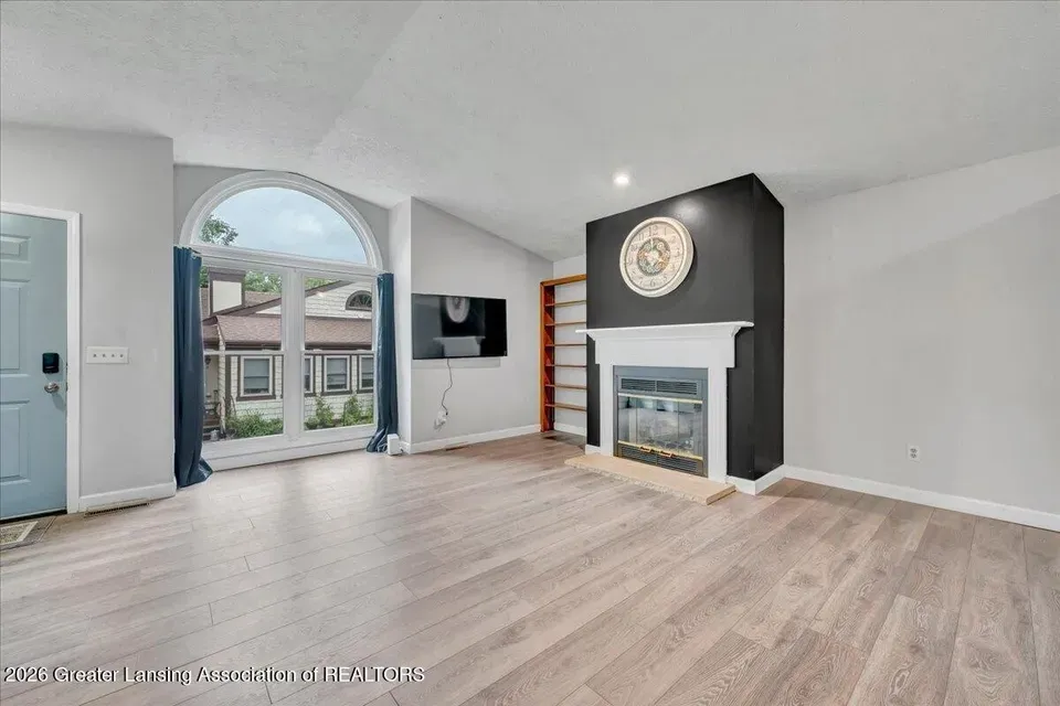 2 Bed 2 Bath Urban Residential Condo in Lansing, MI - 5