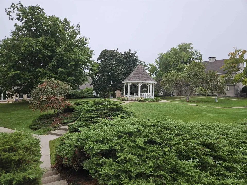 2 Bed 2 Bath Urban Residential Condo in Madison, WI - 3