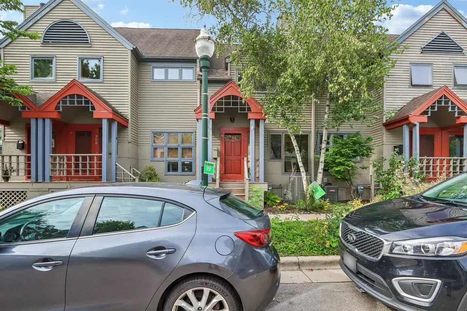 2 Bed 2 Bath Urban Residential Condo in Madison, WI - 3